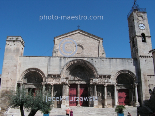 France-Provence-Saint Gilles-Sanctuary-architecture-medieval art