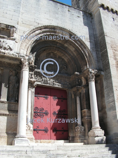 France-Provence-Saint Gilles-Sanctuary-architecture-medieval art