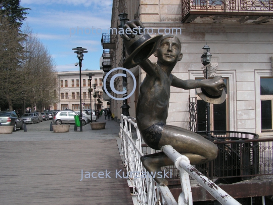 Georgia,Kutaisi,Imeretia Region,architecture,roads,comuniaction,city center,Rioni river,traditional houses,mountains,sculpture,monouments