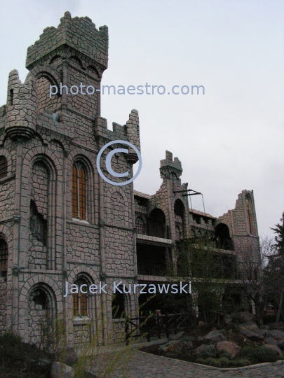 Georgia,Tbilisi,capital of Georgia,City Center,buildings,history,panoramical view,amusment park,Mtatsminda Park pf amusement,Ghost's castle