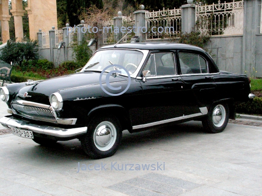 Georgia,Tibilisi,capital city of Georgia,city center,architecture,buildings,Old Town,soviet car,Volga