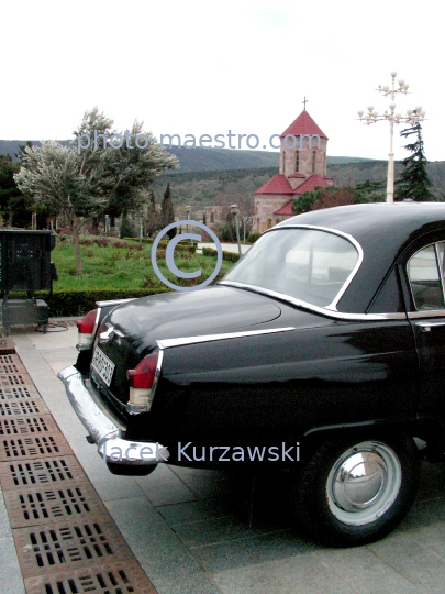 Georgia,Tibilisi,capital city of Georgia,city center,architecture,buildings,Old Town,soviet car,Volga