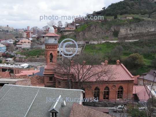 Georgia,Tibilisi,capital city of Georgia,city center,Old Town,architecture,buildings,traditional buildings,Kura,river,Central Mosque of Tibilisi
