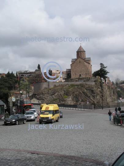 Georgia,Tibilisi,capital city of Georgia,city center,Old Town,architecture,buildings,traditional buildings,Kura,river,Metekhi Church,Statue of King Vakhtang Gorgasali

