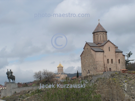 Georgia,Tibilisi,capital city of Georgia,city center,Old Town,architecture,buildings,traditional buildings,Kura,river,Metekhi Church,Statue of King Vakhtang Gorgasali
