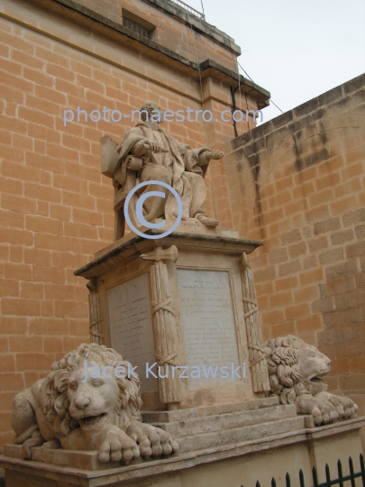 Malta,Valetta,architecture,port,haven,harbor,art,sculpture