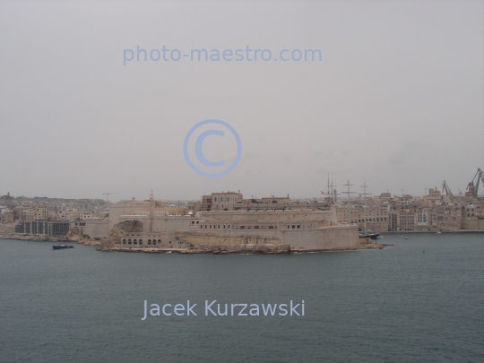 Malta,Valetta,architecture,port,haven,harbor,ships,boats