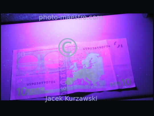 Money,Europe,euro,note,10euro,watermark,security,UV,Uv light