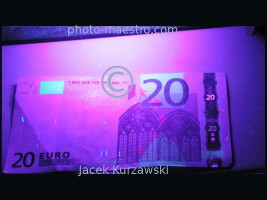 Money,Europe,euro,note,20euro,watermark,security,UV,Uv light