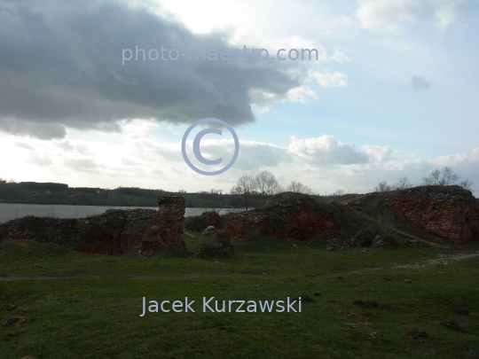 Poland,Bobrowniki,Kuyavian-Pomeranian Voivodeship,Vistula,panoramical viewarcheology,castle,teutonic knghts,ruins