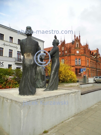 Poland,Bydgoszcz,Kuyavian-Pomeranian Voivodeship,architecture,city center,Brda river ,statues of embroiders