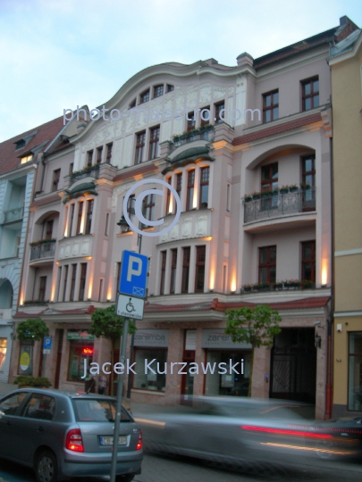 Poland,Bydgoszcz,Kuyavian-Pomeranian Voivodeship,architecture,Dworcowa Street,ilumination,twilight,ambience