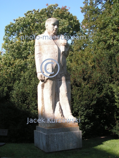 Poland,Bydgoszcz,Kuyavian-Pomeranian Voivodeship,architecture,history,city center,monuments,Filharmony,park,sculpture