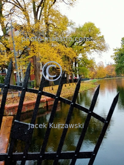 Poland,Bydgoszcz,Kuyavian-Pomeranian Voivodeship,Brda,river,ambience,Chanel of Brda,Okole district,Parkmatumn,water lock,architecture