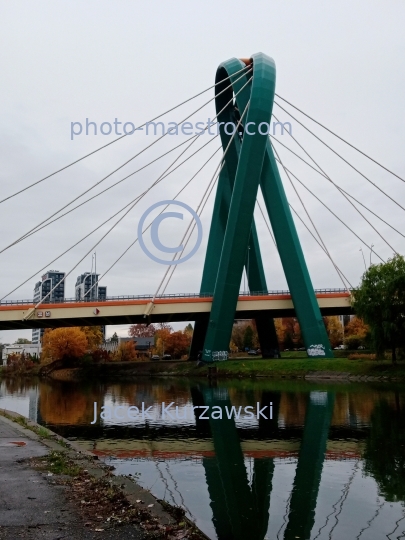 Poland,Bydgoszcz,Kuyavian-Pomeranian Voivodeship,city center,daily life in Bydgoszcz,autumn,Brda river,architecture,University Bridge