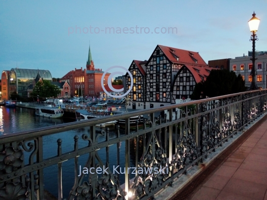 Poland,Bydgoszcz,Kuyavian-Pomeranian Voivodeship,Old Town,architecture,grenairies,twilight,sunset,Brda river