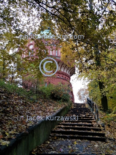 Poland,Bydgoszcz,Kuyavian-Pomeranian Voivodeship,Wzgorze Dabrowskiego,park,autumn,water tower