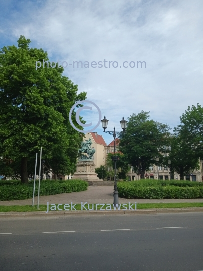 Poland,Gdansk,Pomeranian Voivodeship,landscape,panoramical view,architecture,monouments,history,statue,Jan III Sobieski