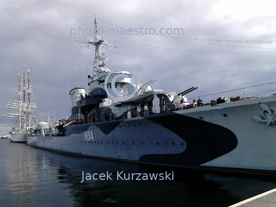 Poland,Gdynia,Pomeranian Voivodeship,Baltic Sea,port,harbour,buildings,city center,architecture,yachts,recreation,navy,museum