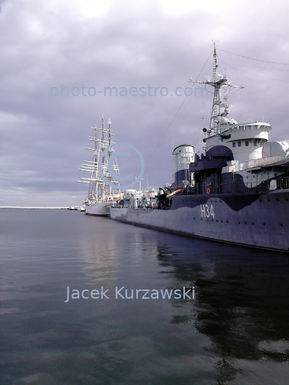 Poland,Gdynia,Pomeranian Voivodeship,Baltic Sea,port,harbour,buildings,city center,architecture,yachts,recreation,navy,museum