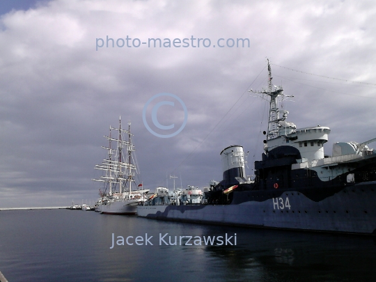 Poland,Gdynia,Pomeranian Voivodeship,Baltic Sea,port,harbour,buildings,city center,architecture,yachts,recreation,navy,museum