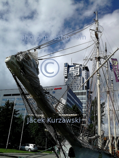 Poland,Gdynia,Pomeranian Voivodeship,Baltic Sea,port,harbour,buildings,city center,architecture,yachts,recreation,navy,panormaical view