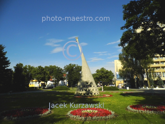 Poland,Inowroclaw,Kuyavian-Pomeranian Voivodeship,architecture,baleonology,park,crane