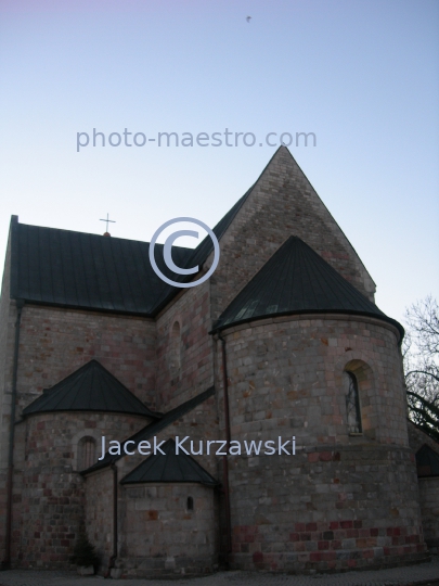 Poland,Kruszwica,Kuyavian-Pomeranian Voivodeship,Colegial Church,Roman art,architecture,monuments,twilight,ambience