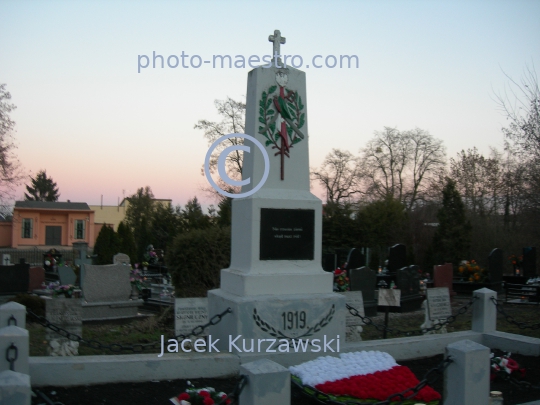 Poland,Kruszwica,Kuyavian-Pomeranian Voivodeship,monuments,twilight,ambience,cmentary