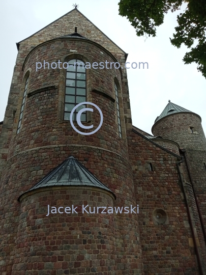 Poland,Leczyca,Lodz Voivodeship,architecture,art romain,stone buildings, XI century,church