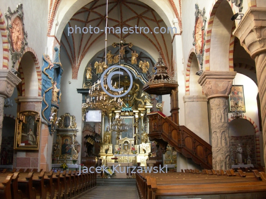 Poland,Strzelno,Kuyavian-Pomeranian Voivodeship,architecture,sculpture,church,Norbertans Convent