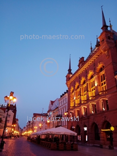 Poland,Torun,Kuyavian-Pomeranian Voivodeship,architecture,Old Town,,monuments,spring,city center,Old Market Square,UNESCO