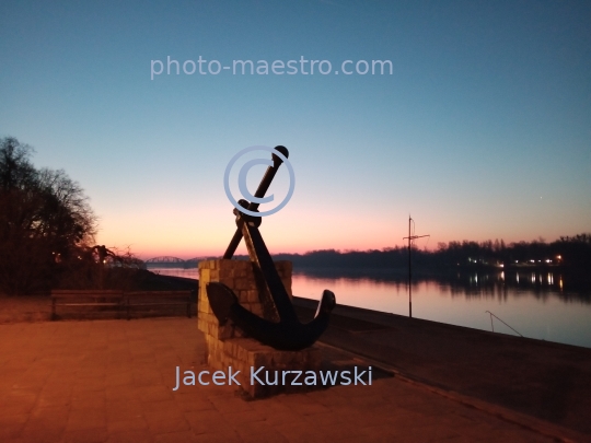 Poland,Torun,Kuyavian-Pomeranian Voivodeship,architecture,Old Town,panoramical view,Vistula,bridge,sunrise,ilumination