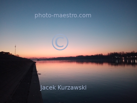 Poland,Torun,Kuyavian-Pomeranian Voivodeship,architecture,Old Town,panoramical view,Vistula,bridge,sunrise,ilumination