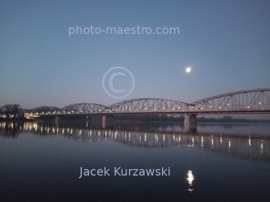 Poland,Torun,Kuyavian-Pomeranian Voivodeship,architecture,Old Town,panoramical view,Vistula,bridge,sunrise,ilumination,moon