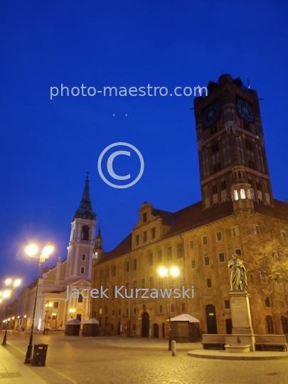 Poland,Torun,Kuyavian-Pomeranian Voivodeship,architecture,Old Town,Unesco,monuments,zpring,ambience,nocturne,night,ilumination