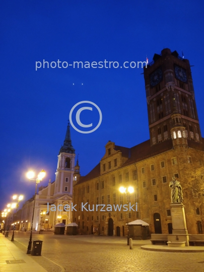 Poland,Torun,Kuyavian-Pomeranian Voivodeship,architecture,Old Town,Unesco,monuments,zpring,ambience,nocturne,night,ilumination