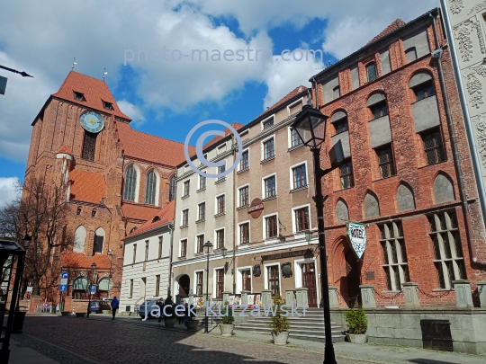 Poland,Torun,Kuyavian-Pomeranian Voivodeship,architecture,Old Town,Vistula river,Cathedral,Zeglarska Str.,UNESCO,spring