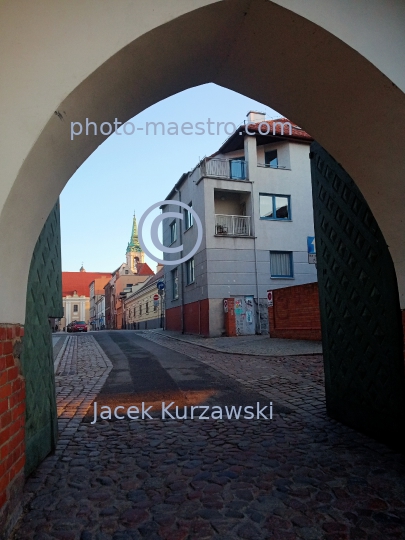 Poland,Torun,Kuyavian-Pomeranian Voivodeship,architecture,Old Town,Vistula river,sunrise,Unesco,monuments,Convent Gate,spring,ambience