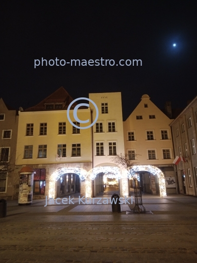 Poland,Torun,Kuyavian-Pomeranian Voivodeship,architecture,OldTown,Cesar's Arc,ilumination,winter,Christmas decoration