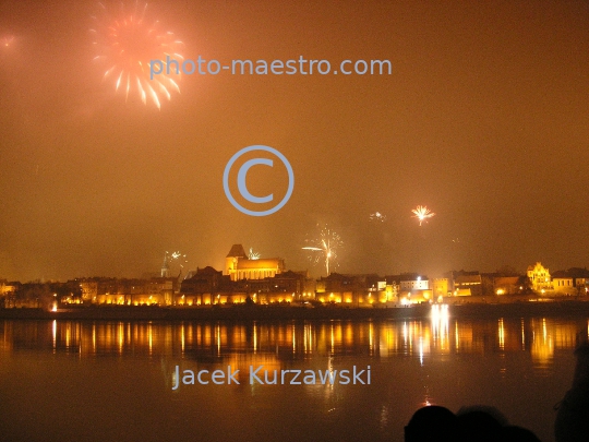 Poland,Torun,Kuyavian-Pomeranian Voivodeship,architecture,Vistula,Ilumination,fireworks