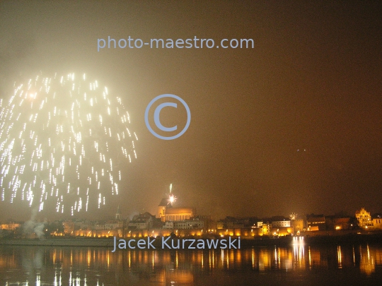 Poland,Torun,Kuyavian-Pomeranian Voivodeship,architecture,Vistula,Ilumination,fireworks