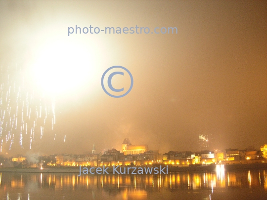 Poland,Torun,Kuyavian-Pomeranian Voivodeship,architecture,Vistula,Ilumination,fireworks