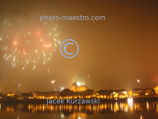 Poland,Torun,Kuyavian-Pomeranian Voivodeship,architecture,Vistula,Ilumination,fireworks