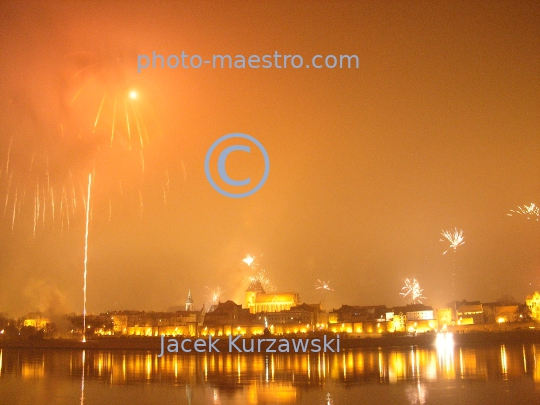 Poland,Torun,Kuyavian-Pomeranian Voivodeship,architecture,Vistula,Ilumination,fireworks