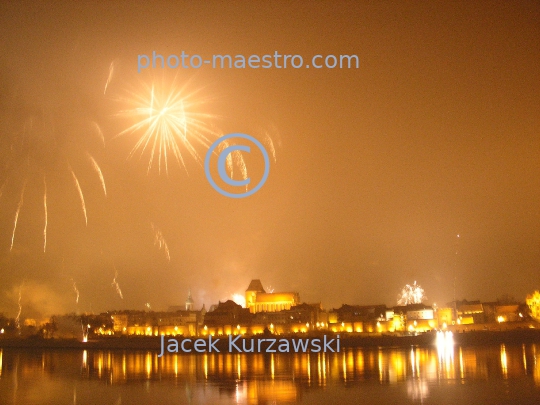 Poland,Torun,Kuyavian-Pomeranian Voivodeship,architecture,Vistula,Ilumination,fireworks