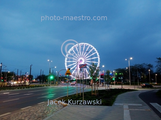 Poland,Torun,Kuyavian-Pomeranian Voivodeship,architecture,wheel,eye,twilight,illlumination