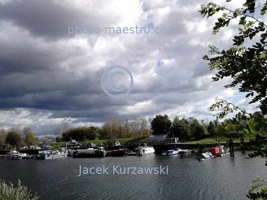 Poland,Torun,Kuyavian-Pomeranian Voivodeship,Bydgoskie district,,panoramical view,ambience,architrecture,history,port,harbour,boats