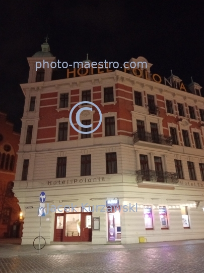 Poland,Torun,Kuyavian-Pomeranian Voivodeship,Old Town,panoramical view,ilumination,nocturne,Polonia Hotel