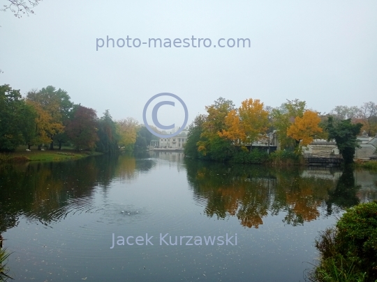 Poland,Warsaw,Mazowieckie voivodeship,Mazovia region,City Center,architecture,monouments,Lazienki Palace,fog,autumn